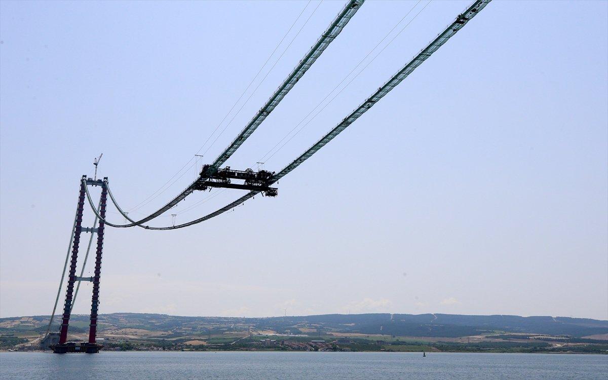 1915 Çanakkale Köprüsü'nün askı halatlarının montajı yapılıyor