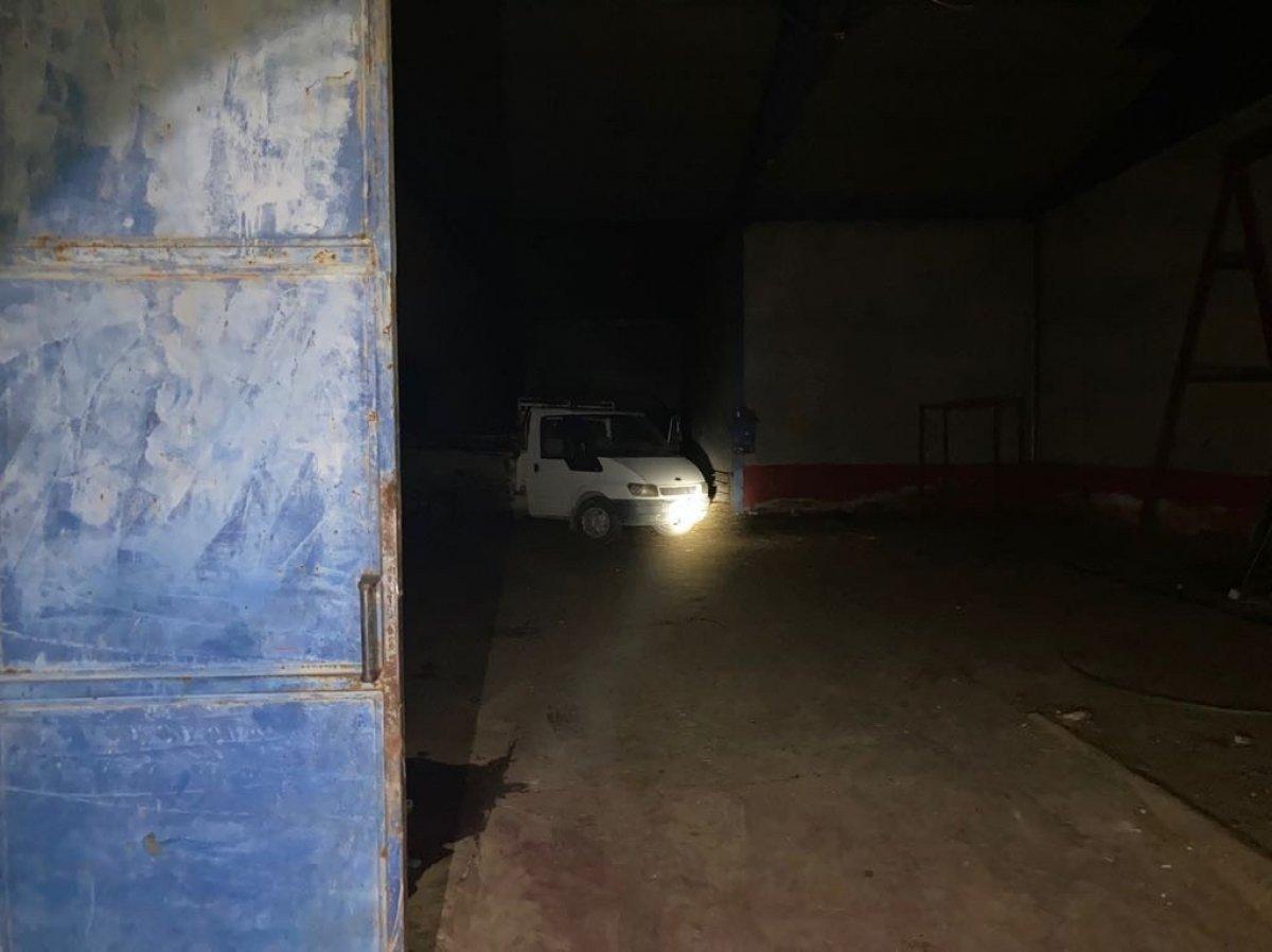 Manisa’da çalıntı araçla hayvan hırsızlığı yapan şahıslara suçüstü