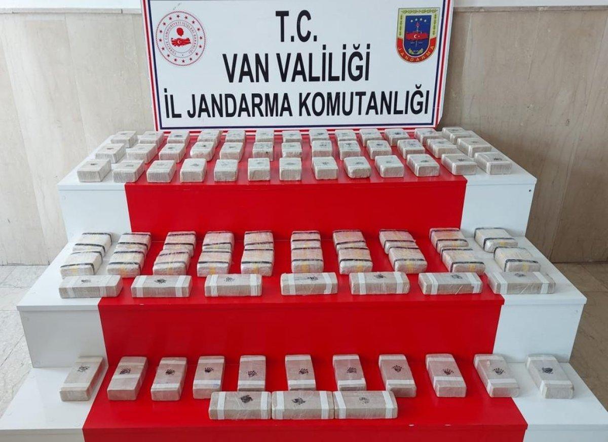 Van’da 41 kilogram eroin maddesi ele geçirildi