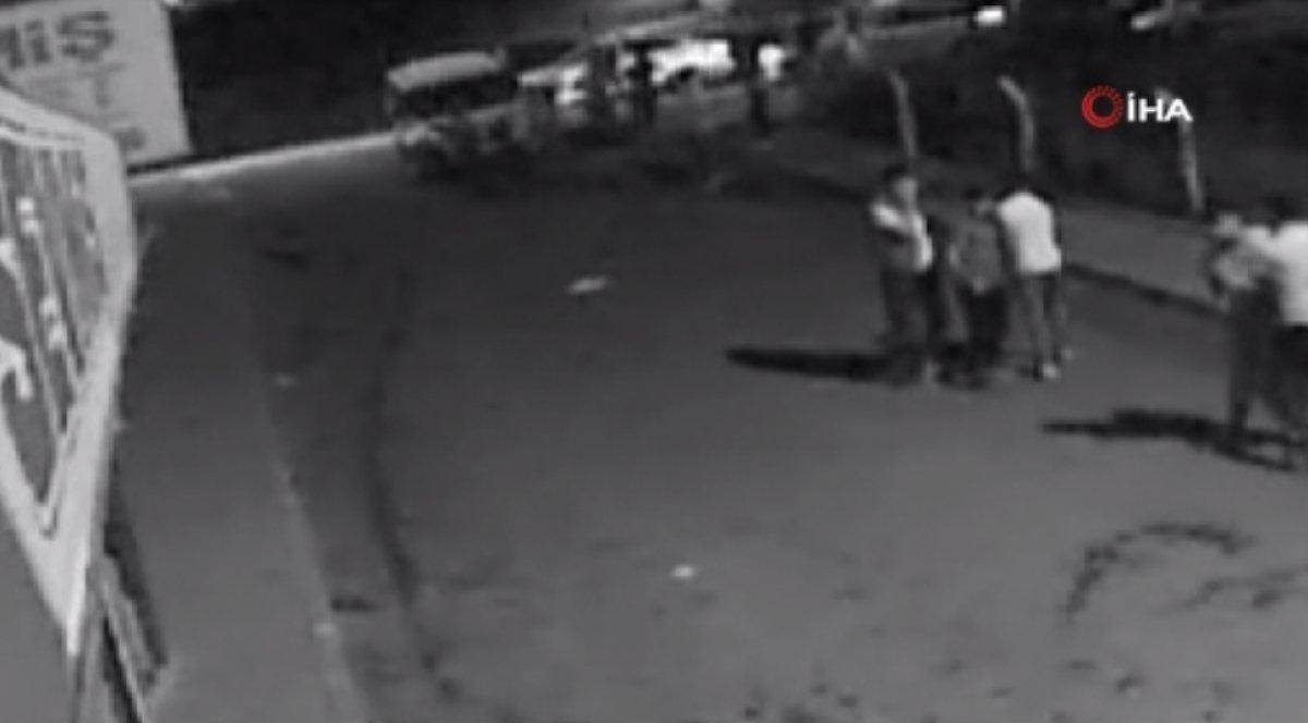 Arnavutköy'de 30 kişinin tekmeli yumruklu kavgası