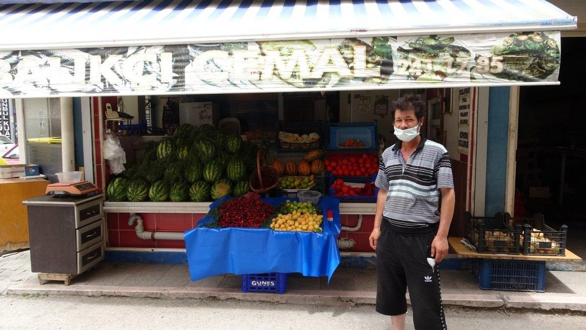 Balık tezgahları boş kaldı