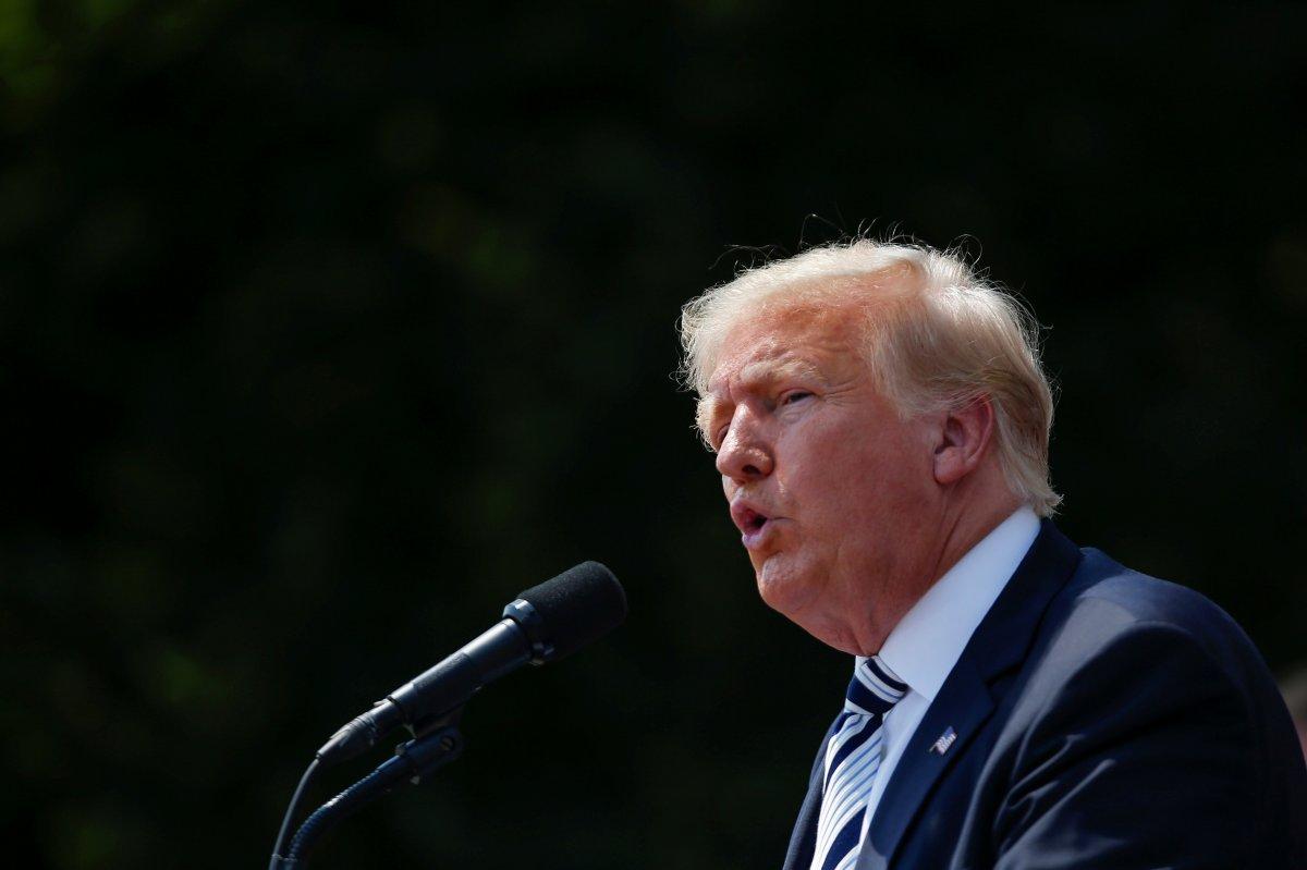 Trump'tan Facebook, Twitter ve Google'a dava