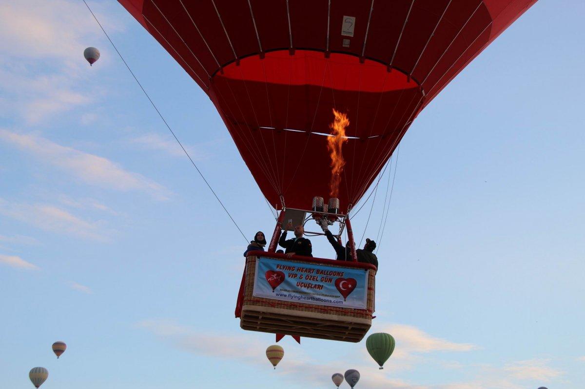 Türkiye'nin kalbi balon oldu Kapadokya’da uçtu