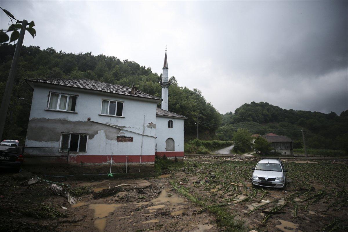 Düzce'de selin oluşturduğu tahribat, gün ağarınca ortaya çıktı