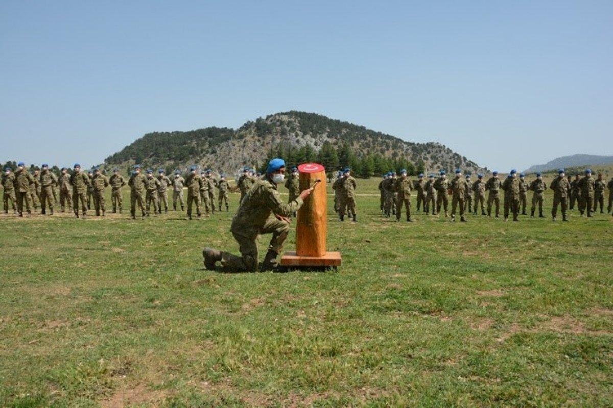 MSB, Komando İhtisas Kursu'nun kapanış törenini paylaştı