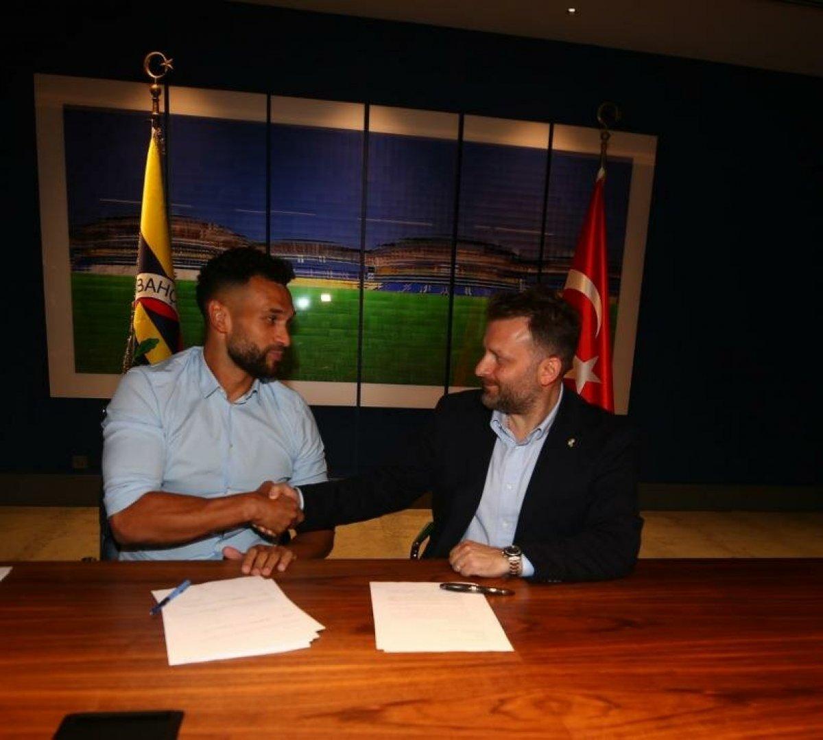 Caulker: Sizin güzel Türkçe'yi konuşacağım