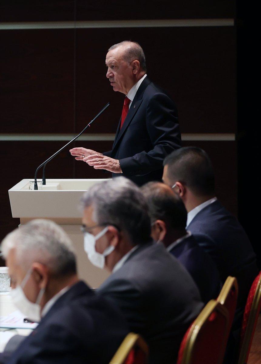 Erdoğan'dan muhalefete uçak tepkisi: Dünyayı trenle mi dolaşacaksınız