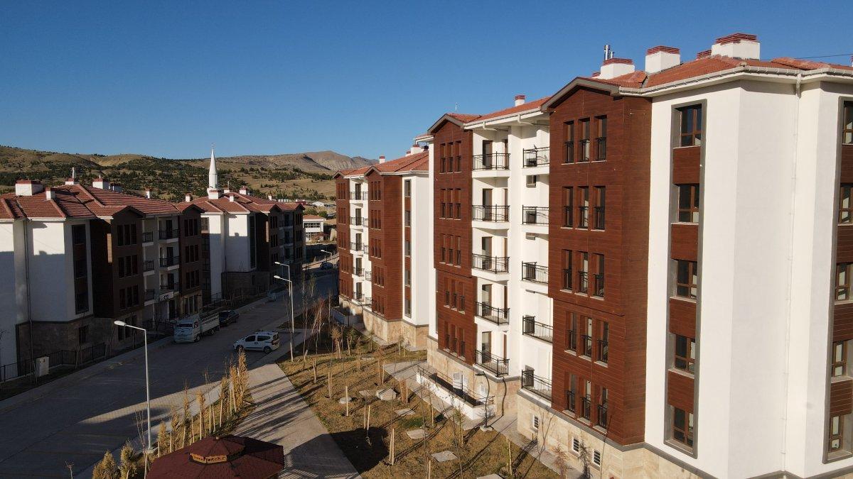 Elazığ'da deprem sonrası 15 bin kişilik konut inşa edildi