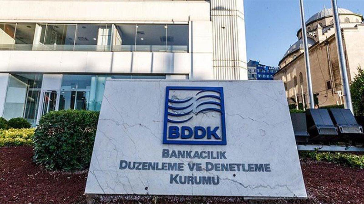 Kredisini ödeyemeyenler! Bankaların kredi yönetmeliği değişti... BDDK'dan vatandaşa kolaylık
