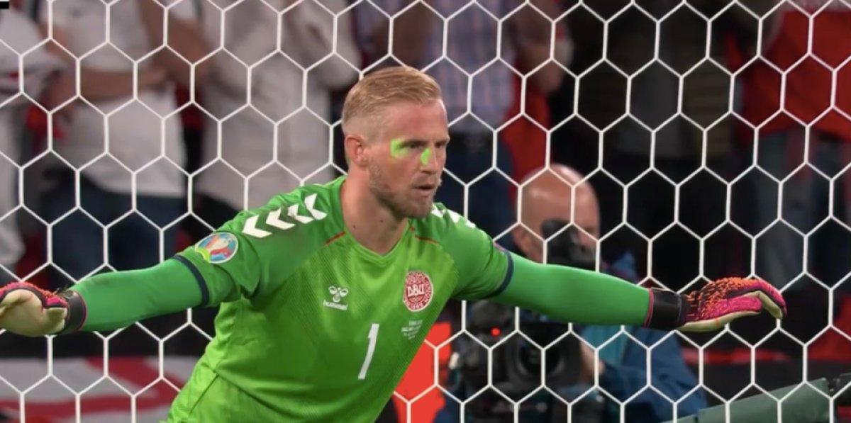 UEFA, Kasper'e tutulan lazer için soruşturma başlattı
