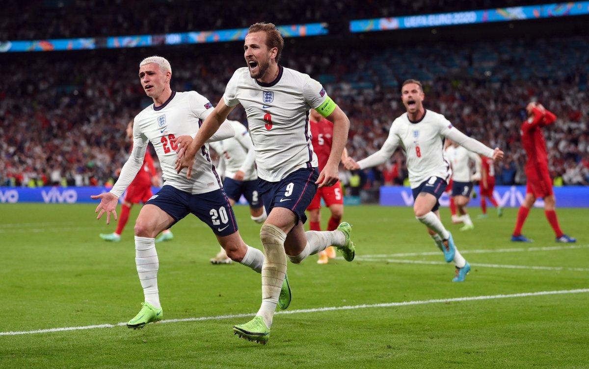 EURO 2020'de Danimarka'yı uzatmalarda yenen İngiltere finalde