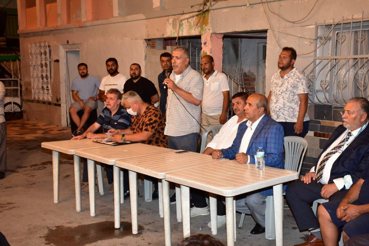 İzmir'de Roman vatandaşlardan 'uyuşturucuya hayır' toplantısı