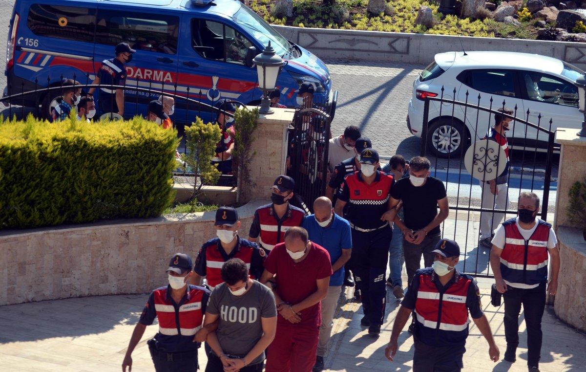 Muğla merkezli 3 ilde göçmen kaçakçılarına operasyon