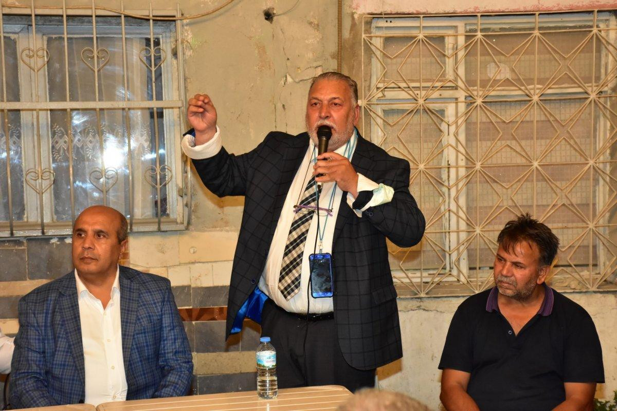İzmir'de Roman vatandaşlardan 'uyuşturucuya hayır' toplantısı