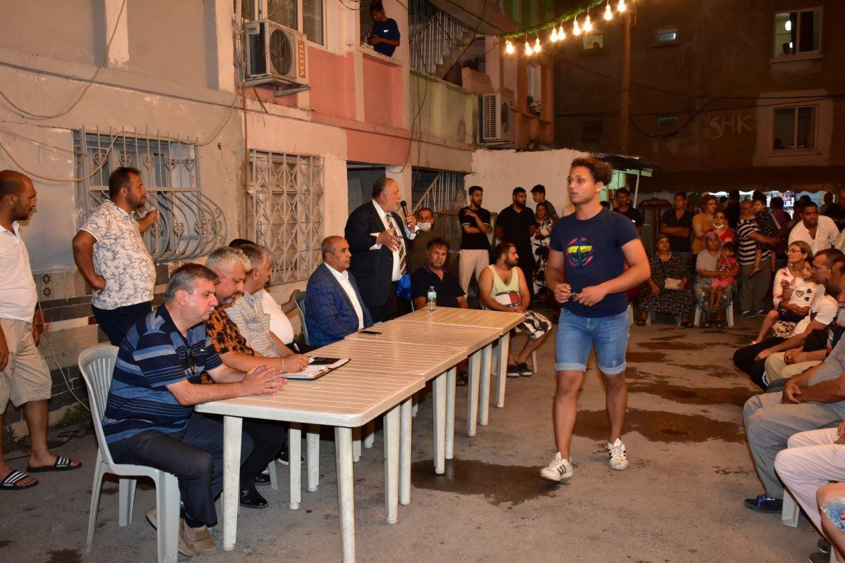 İzmir'de Roman vatandaşlardan 'uyuşturucuya hayır' toplantısı