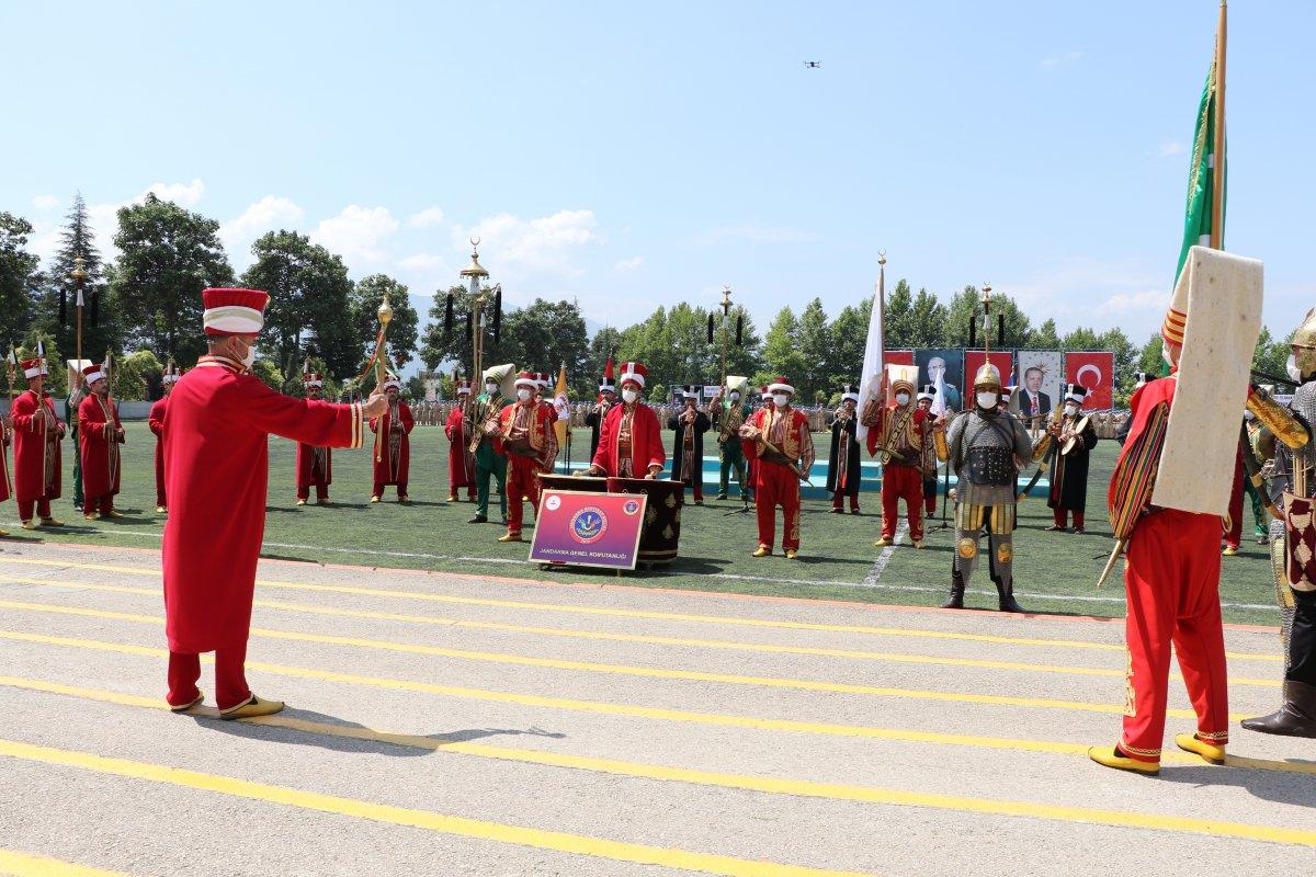 Karabük'te 2 bin 27 komandonun eğitimi tamamlandı