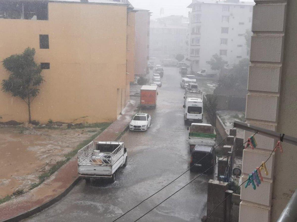 Iğdır'da sağanak yağış etkili oldu