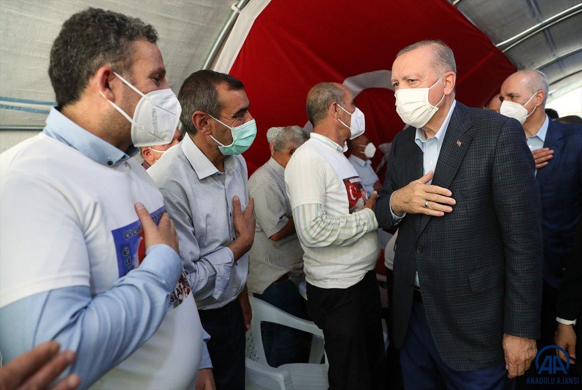 Cumhurbaşkanı Erdoğan, Diyarbakır anneleri ile bir araya geldi