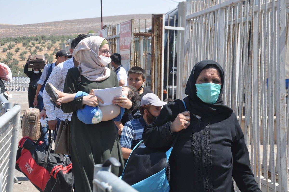 Türkiye'den 4 bin 513 Suriyeli bayram tatili için ülkesine gitti