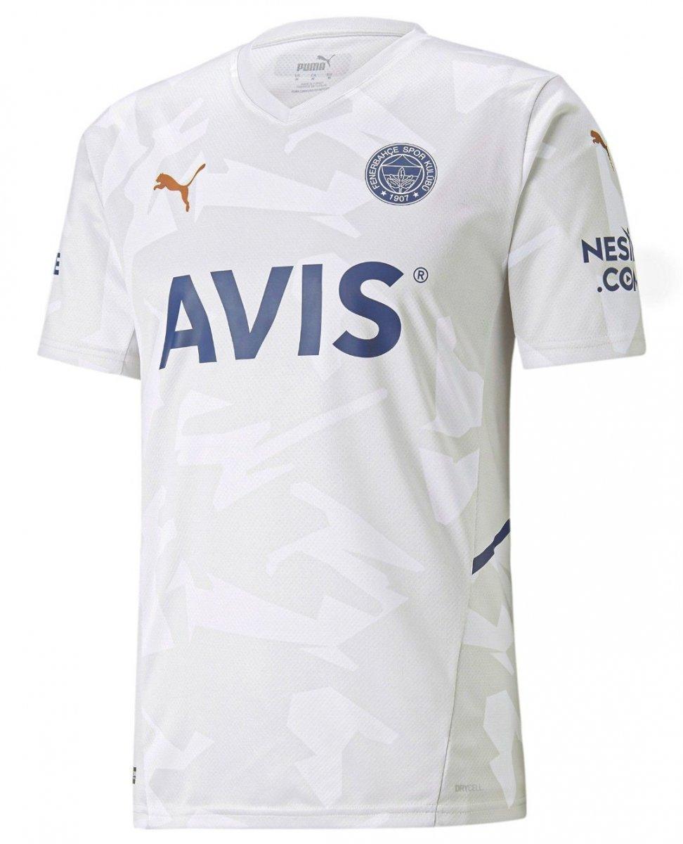 Fenerbahçe yeni sezon formalarını tanıttı! Fenerbahçe yeni sezon forma fiyatı ne kadar?