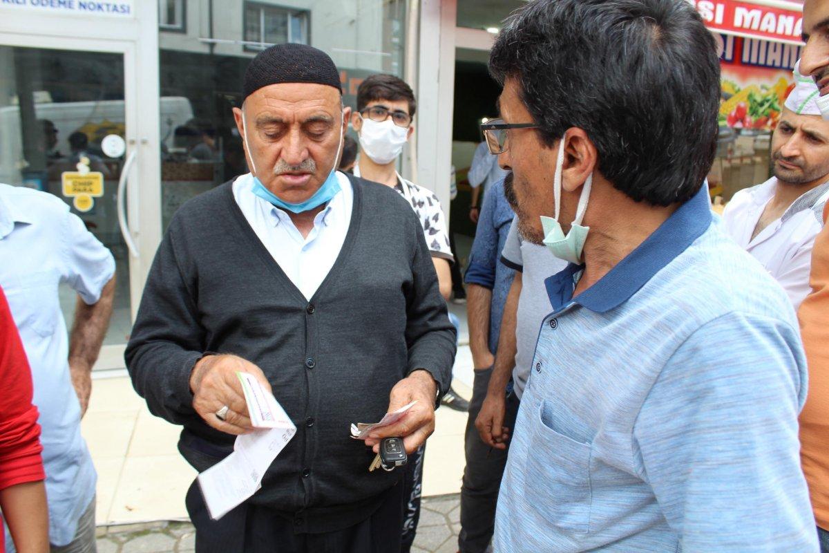 Kocaeli'de vatandaşların fatura paralarını alıp kaçtı