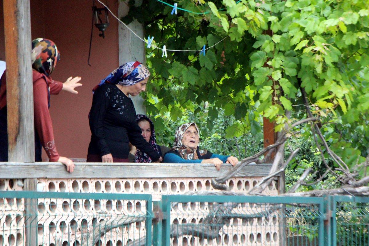 Bolu'da komşular arasındaki yol kavgası kanlı bitti