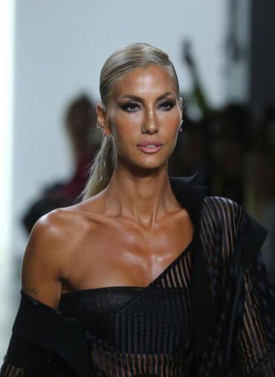 Hadise, Mehmet Dinçerler ile görüntülendi