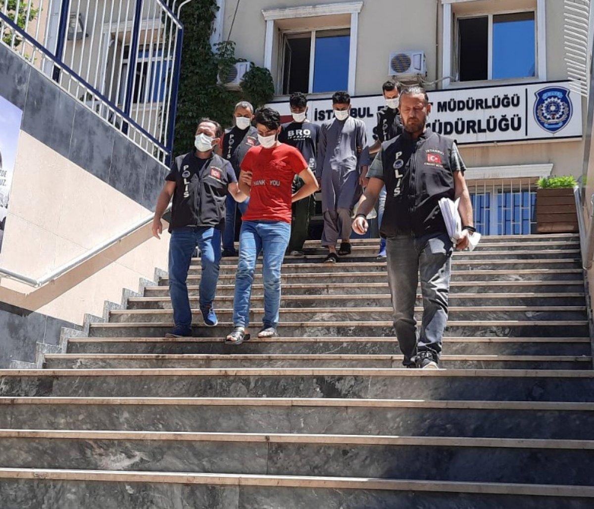 İstanbul’da Afganistanlı grup arasında bıçaklı kavga