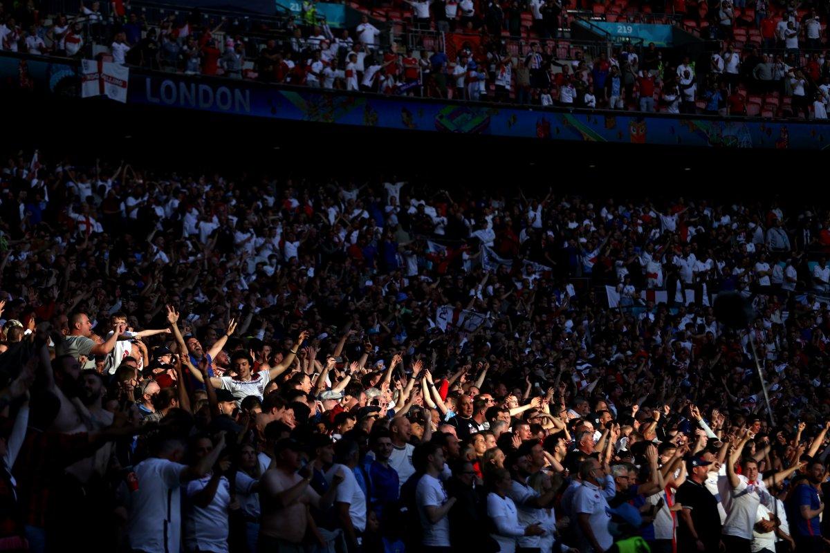 UEFA Başkanı Ceferin: Takımların 10 bin kilometreden fazla yolculuk yapması doğru değil