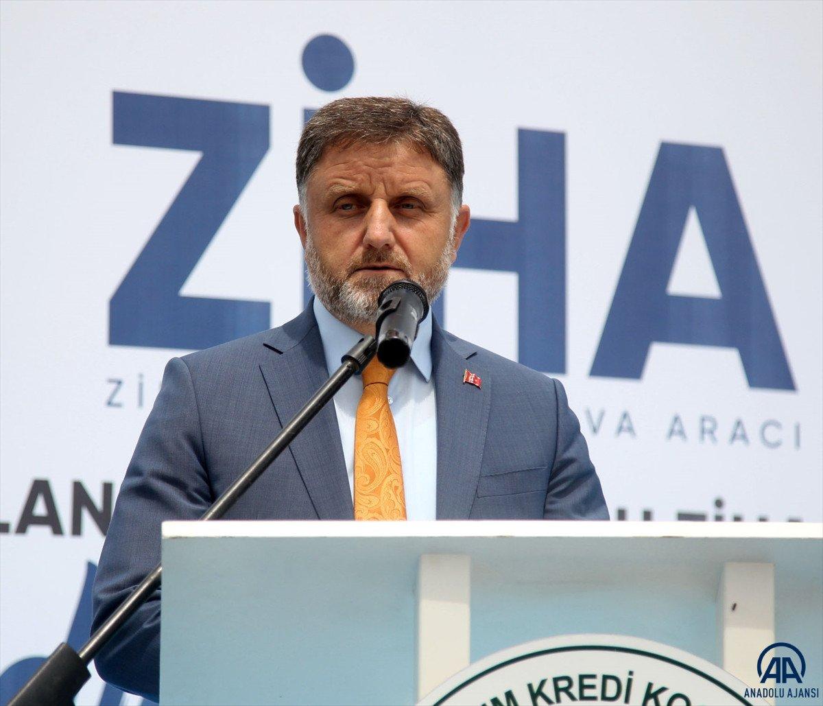 Türkiye'de ilk kez ZİHA'larla çoklu uçuş ilaçlama denemesi yapıldı