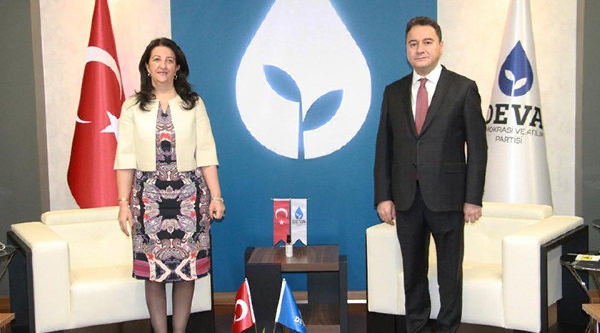 Ali Babacan'dan Cumartesi Anneleri'ne destek