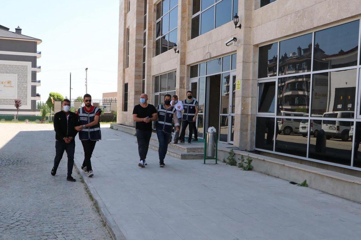 Kütahya'da kamyon şoförü otogar kenarında ölü bulundu