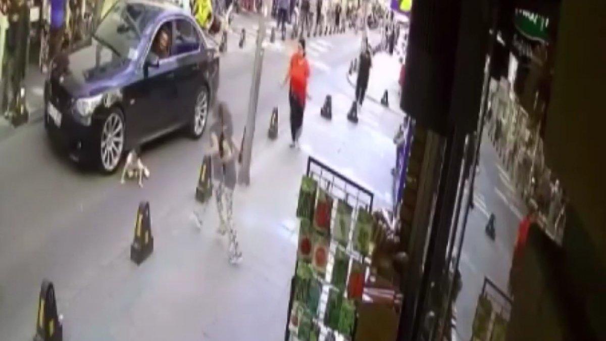 İstanbul'da yola fırlayan çocuk, son anda kurtuldu