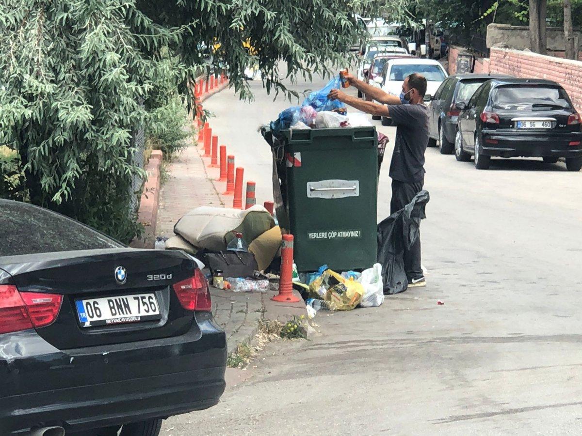 Çankaya'da sokaklar çöp yığınlarıyla doldu