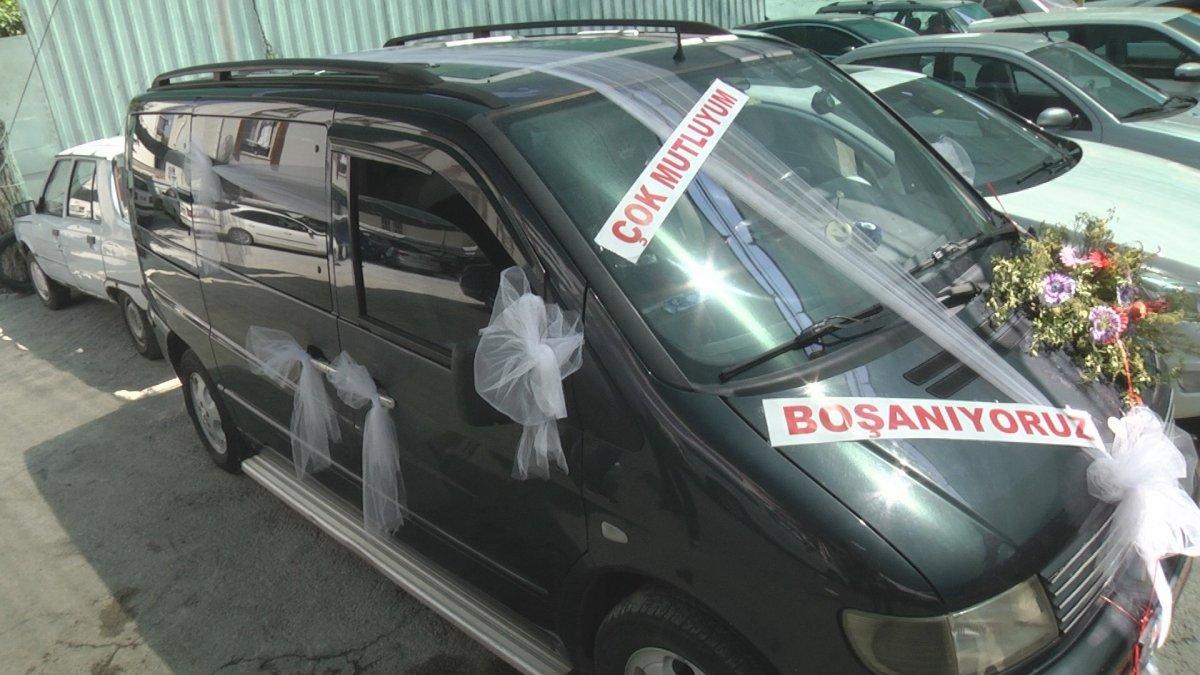 Malatya'daki adam, boşanma davasına süslü arabayla gitti