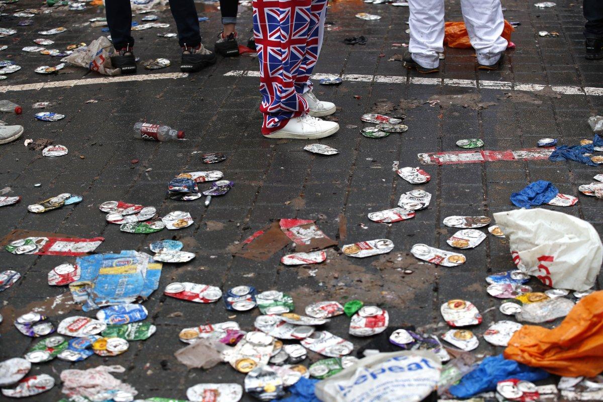 EURO 2020 finali öncesi İngiliz taraftarlar taşkınlık yaptı