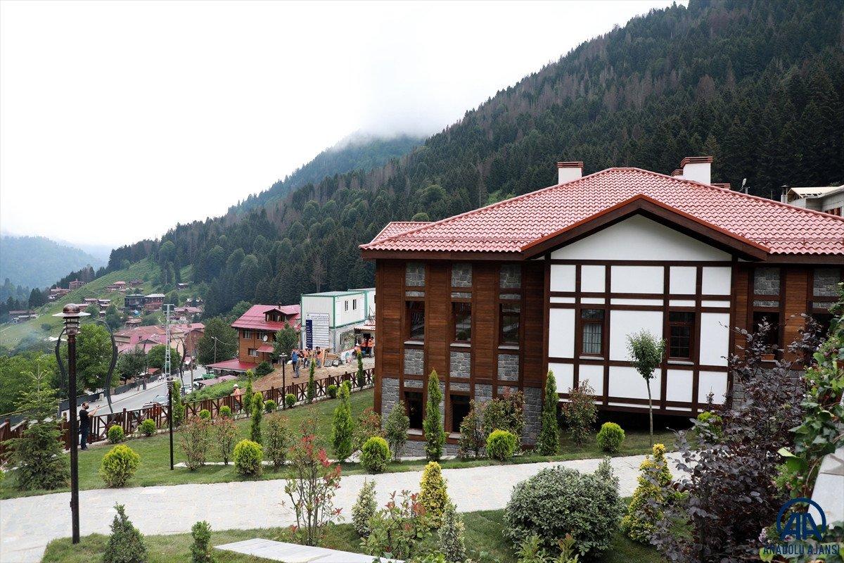 Murat Kurum: 2023 yılında özlediğimiz Ayder'imize kavuşacağız