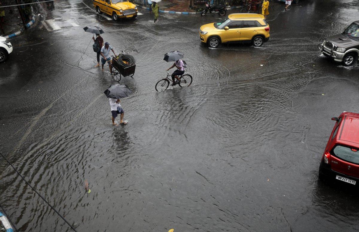 Hindistan’da yıldırım düştü: 28 ölü