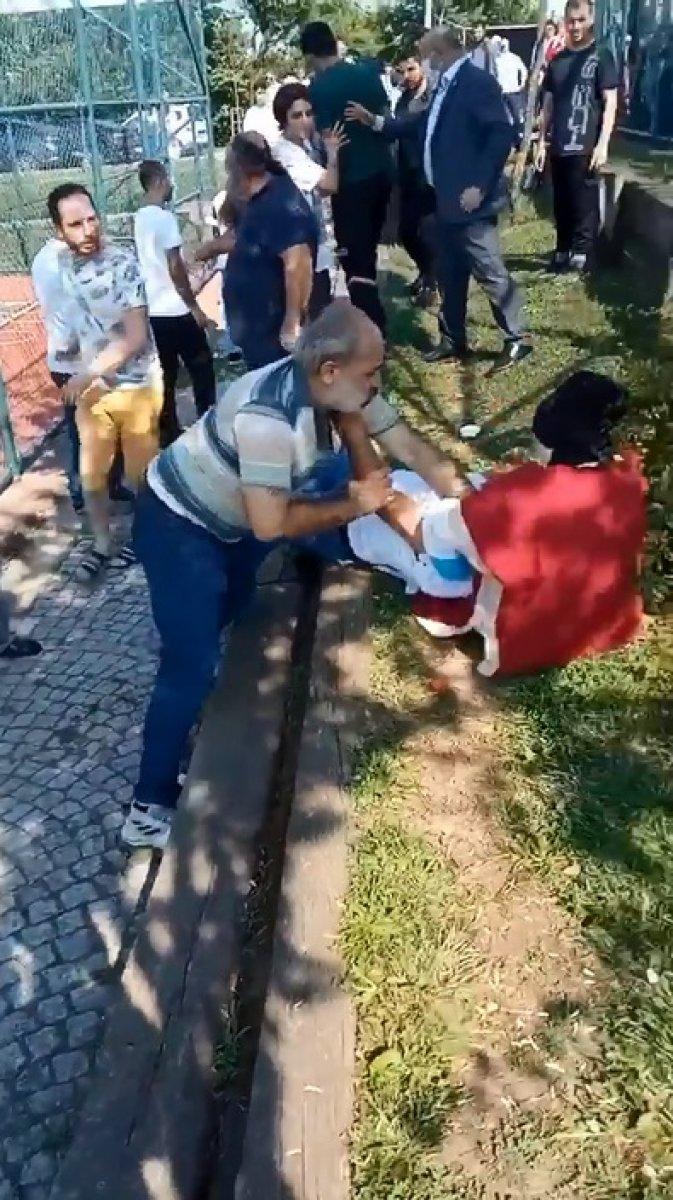 Sultangazi’de piknik alanında kavga kamerada