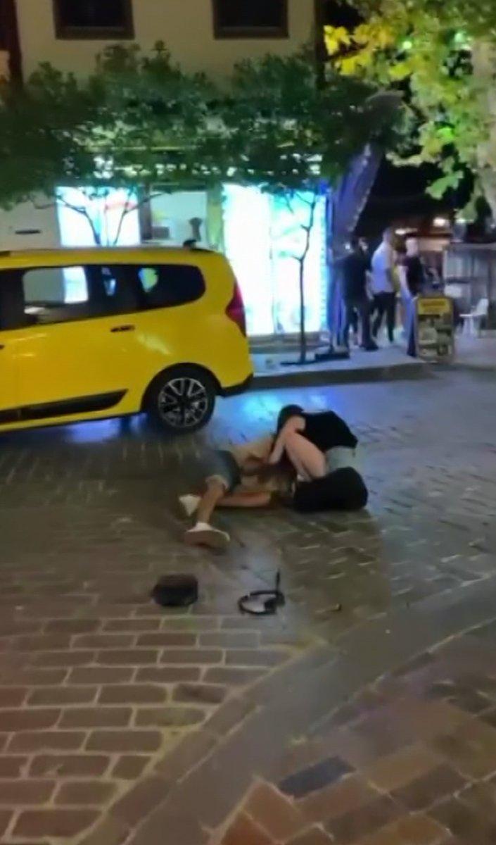 Antalya'da gençlerin kavgası