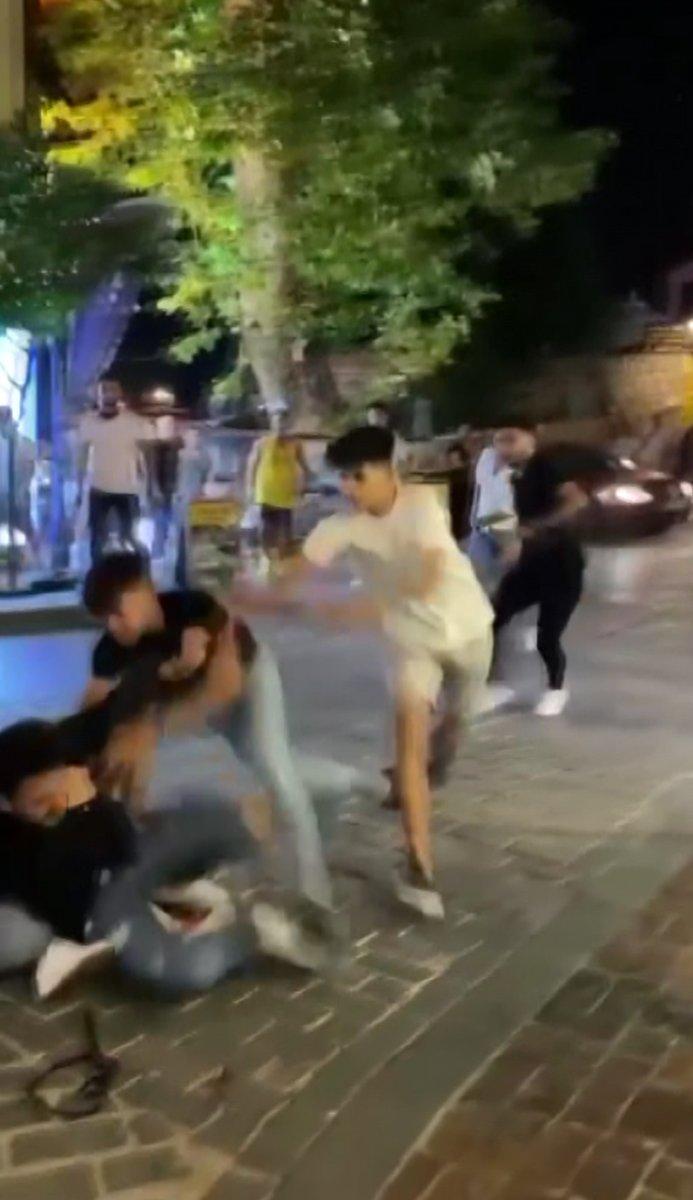 Antalya'da gençlerin kavgası