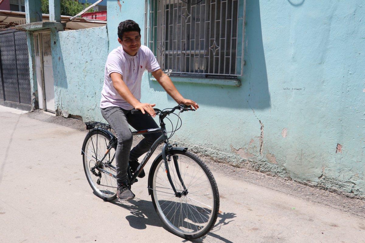 Adanalı Sinan, bisikletine kavuştu