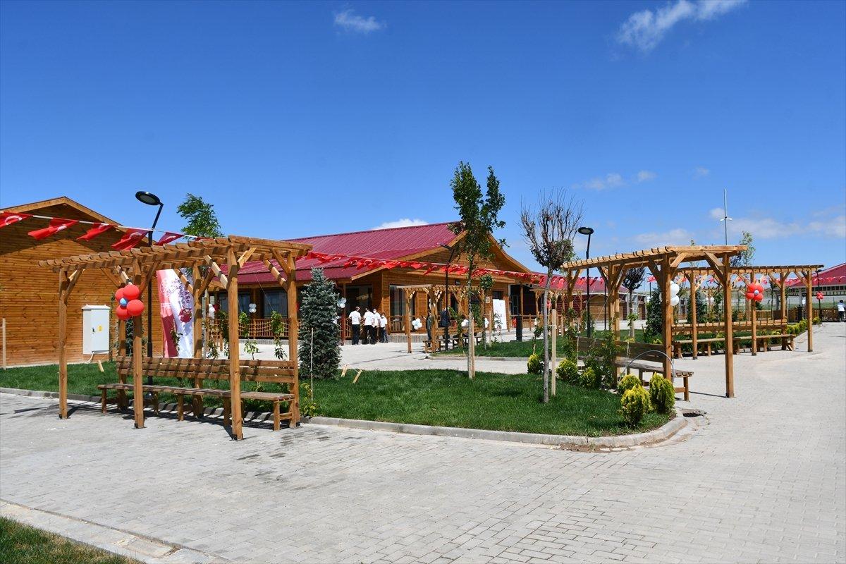 Varank'ın can dostu Anadolu Aslanı'na teknolojik tesis