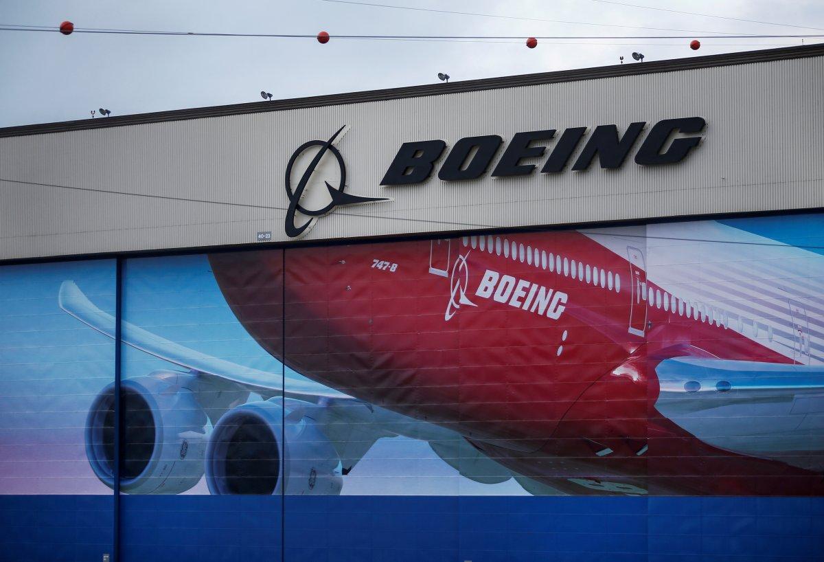 Boeing, 787'lerde üretimi azaltacak