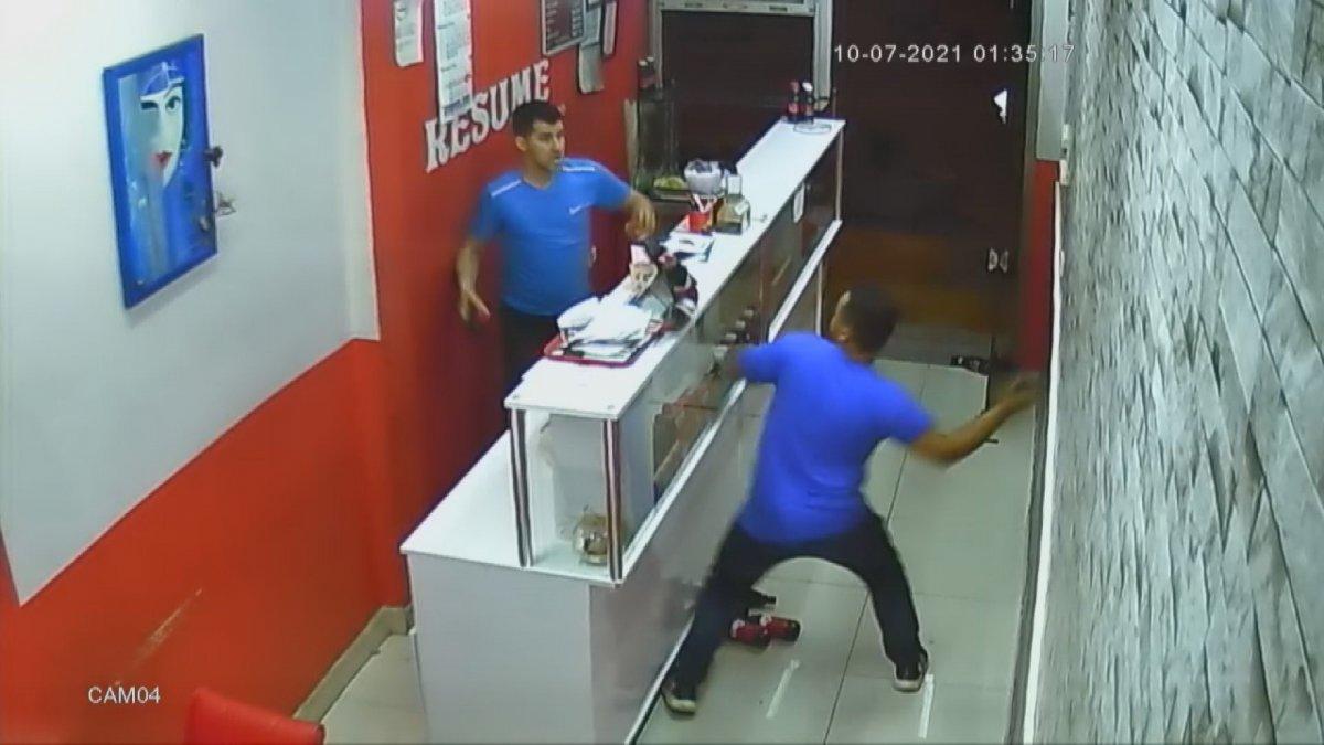 Zonguldak'ta yıllar önce husumet yaşadığı esnafı bıçakladı