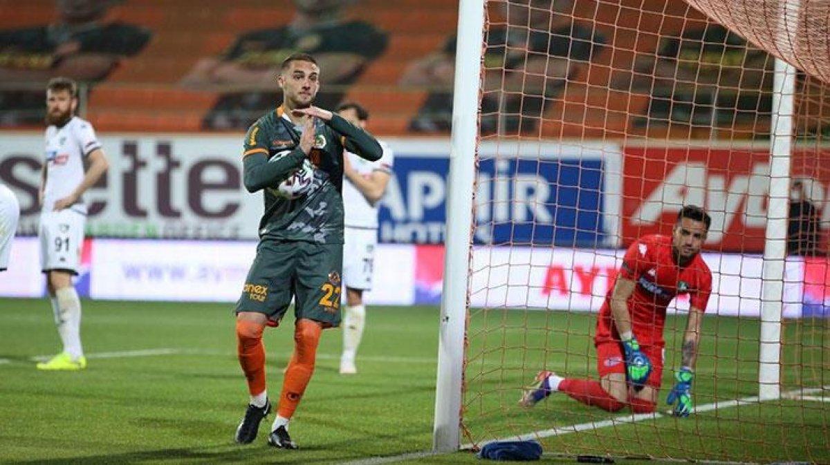 Galatasaray'da hedef Berkan Kutlu