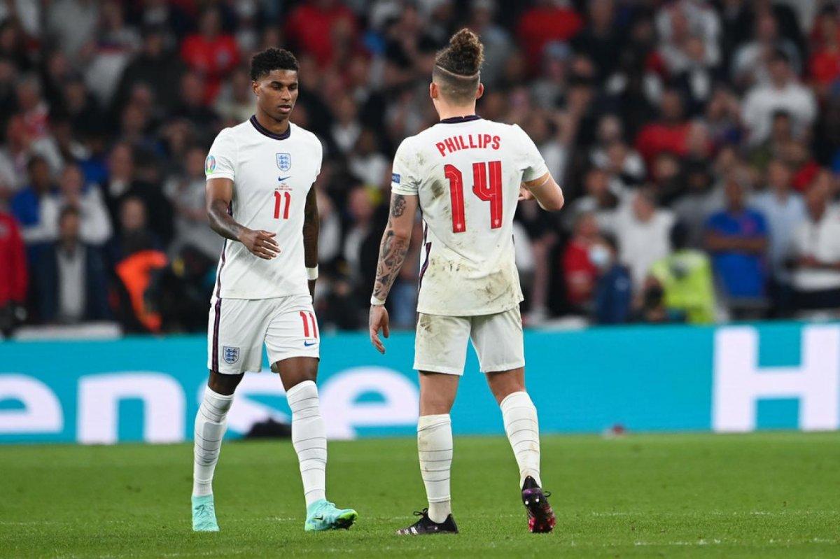 Marcus Rashford'dan ırkçı mesajlara cevap