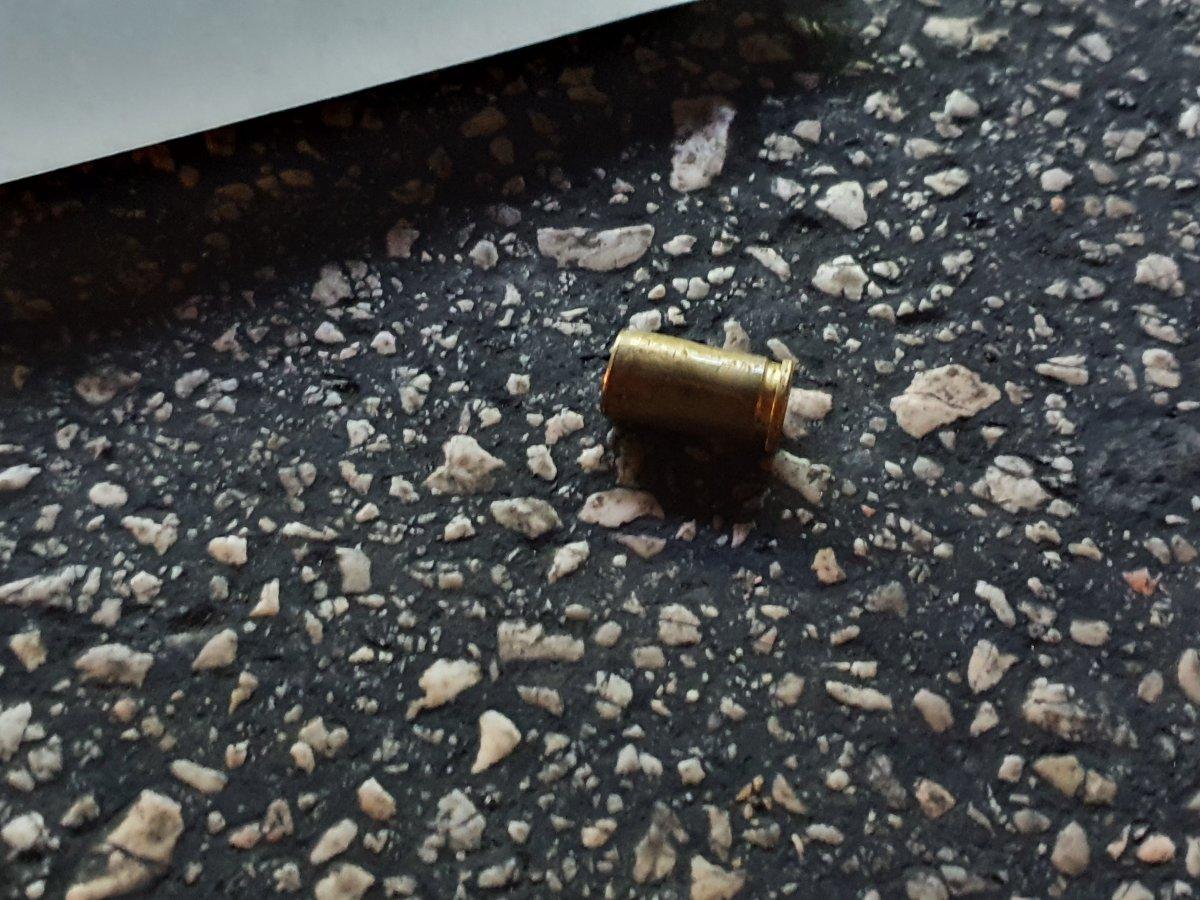 Adana'da silahlı saldırıya uğrayan taksici, motosikletliye çarptı