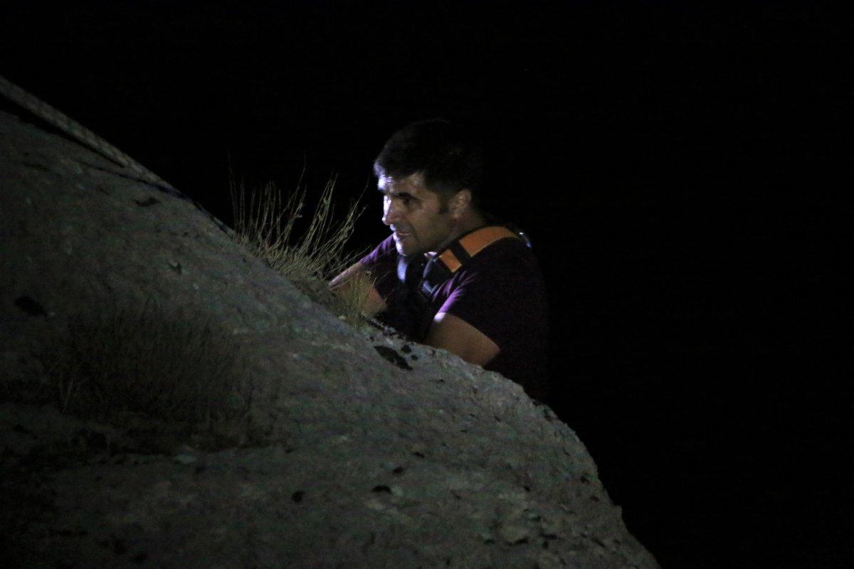 Elazığ’da uçurumdan kayan kadın 4 saatte kurtarıldı