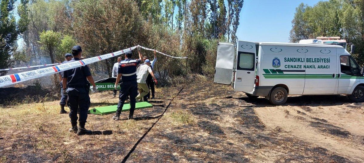 Afyonkarahisar’da tarlasındaki yangını söndürmek isterken öldü